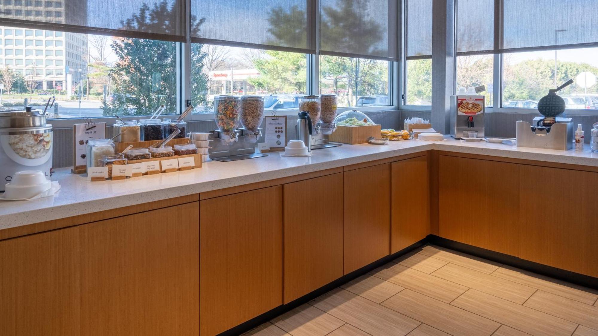 Springhill Suites By Marriott Woodbridge Zewnętrze zdjęcie